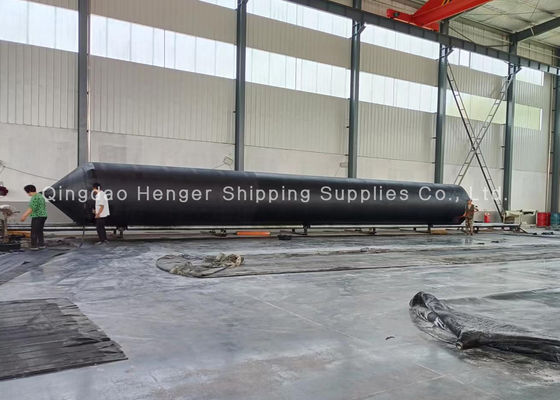 Qualità Marine Rubber Airbag with Multi Point Lifting Harness for Balanced Crane Operations and Durable Synthetic Tire Cord fabbrica