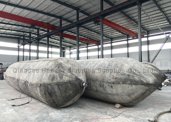 Qualità Marine Rubber Airbag with Anti Static Discharge Valve for Flammable Cargo Areas, 0.8-3 M Diameter and 4-25 M Length fabbrica