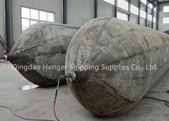 Qualità BV Certified Marine Rubber Airbag and Pneumatic Rubber Fender with 4-25m Length and 6-8 Years Useful Life fabbrica