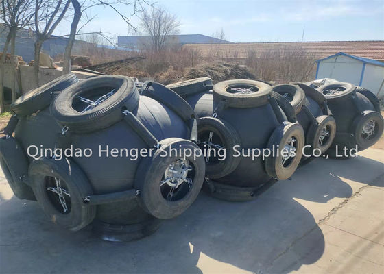 Qualità Lunga durata di conservazione 24 mesi Design del parabordi in gomma pneumatica marina galleggiante da 80kpa con durata di 10 anni fabbrica