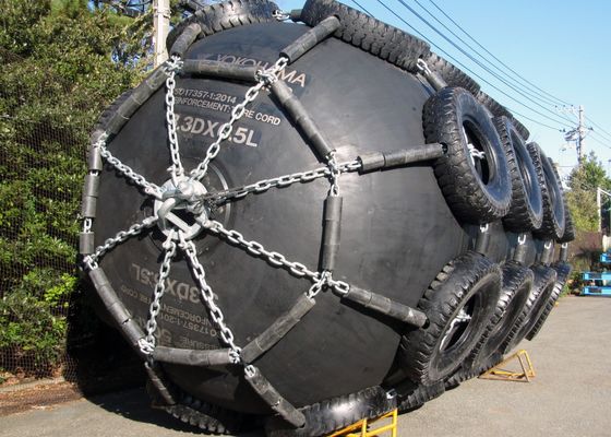 Qualità Nave bianca lattea di gomma Gray Durable Marine Fenders di 0.7*1.5~1.0*1.5 STS STD 50KP fabbrica