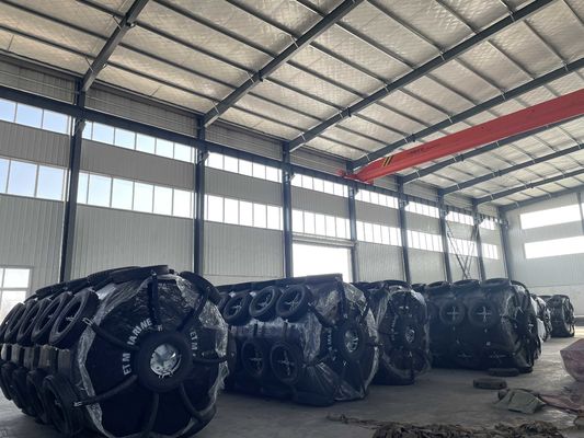 Qualità cuscino ammortizzatore riempito di gomma piuma di densità del ³ di 70kg/M con spessore a catena della rete 19mm Polyurea delle gomme fabbrica