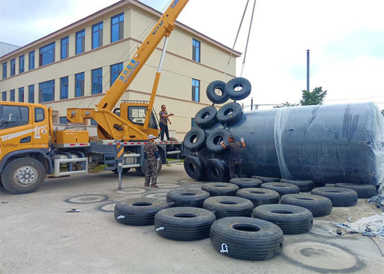 Qualità Assorbimento di EVA Foam Filled Fender Shock per evitare di collisione del bacino fabbrica