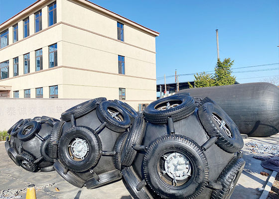 Qualità Fender in gomma naturale pneumatica marina per ormeggio di navi fabbrica