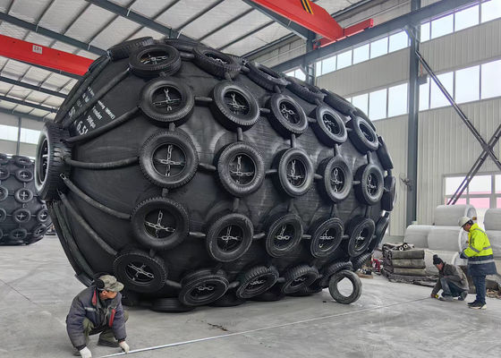 Qualità ISO17357-2014 Fender pneumatico galleggiante in gomma di tipo yokohama fabbrica