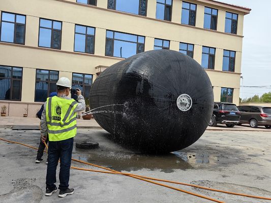 Qualità ISO 17357-2014 Fender di gomma pneumatica marina protettivo durevole fabbrica