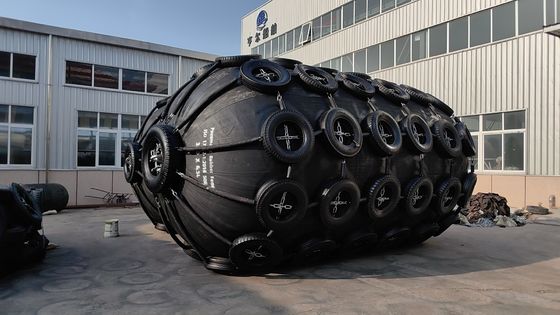 Qualità Fender di gomma marina pneumatica tipo fionda e rete fabbrica
