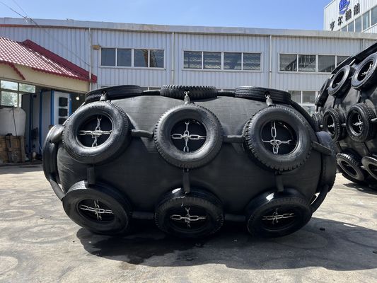 Qualità Fender pneumatico di gomma nera / Fender gonfiabile per attracco fabbrica