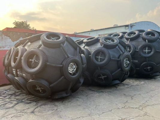 Qualità Fender di gomma pneumatica nera di buona qualità STS 50Kpa Fender di tipo Yokohama fabbrica