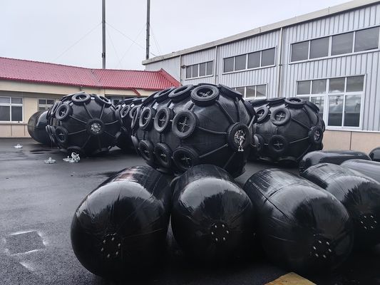 Qualità Rubber Pneumatic Marine Fender Protection for Pressure Situations fabbrica