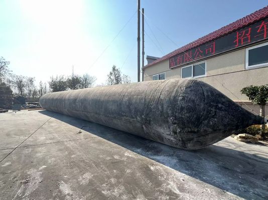 Qualità resistenza gomma e fibre sintetiche gomma marina airbag gonfiato con aria compressa ideale per le applicazioni di sollevamento e lancio marittimo fabbrica
