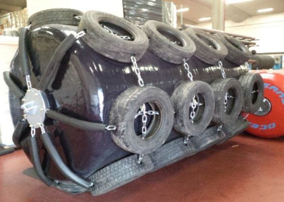 Qualità Cuscino ammortizzatore riempito di gomma piuma marino certificato ccc di CCS EVA, cuscini ammortizzatori marini del bacino del molo fabbrica