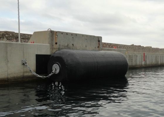 Qualità Cuscino ammortizzatore riempito di gomma piuma materiale di gomma EVA Float For Tuna Boats di Natual fabbrica