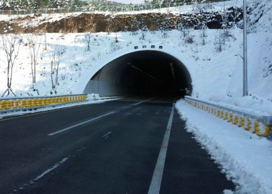 Qualità Corrosione chimica anti- resistente della barriera di sicurezza del veicolo del rullo della strada principale fabbrica