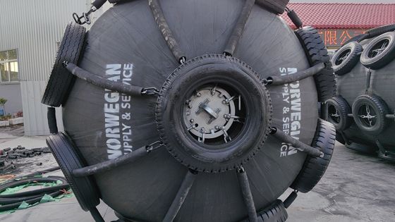 Qualità OEM Protezione anti-invecchiamento per navi da attracco pneumatiche fabbrica
