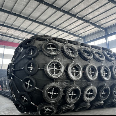 Qualità Parabordi pneumatici in gomma anticorrosione per ambienti di acqua salata fabbrica