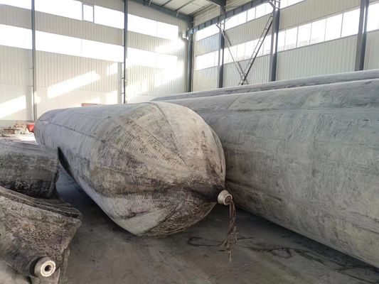 Qualità Airbag di gomma marina 4-12 strati per il lancio di navi fabbrica