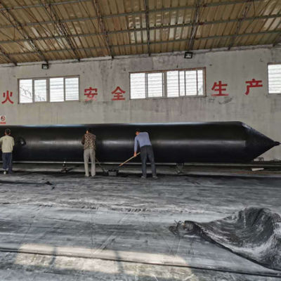 Qualità Parabordi pneumatici in gomma per navi da 4-25 m per bacino di carenaggio, per forniture marittime fabbrica