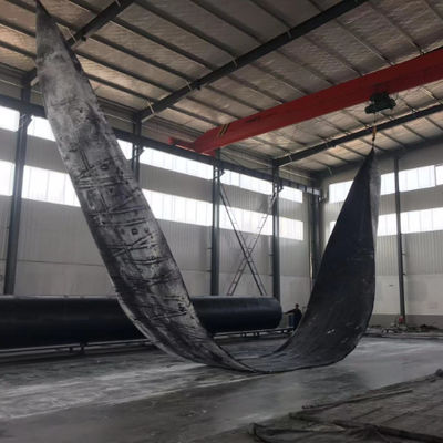 Qualità Airbag in gomma marina ultra resistenti Soluzioni flessibili per la movimentazione di pesanti carichi su navi fabbrica