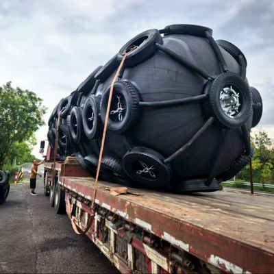 Qualità Parabordi pneumatici in gomma certificati ISO17357 per la protezione marittima fabbrica