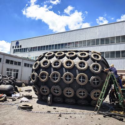 Qualità Parabordo pneumatico in gomma ISO17357 per la protezione da collisioni marittime fabbrica