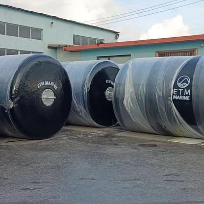 Qualità ISO17357 Approved EVA Foam Filled Fender with Customizable Dimensions and High Energy Absorption for Marine Anti Collision fabbrica