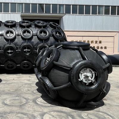 Qualità Parafango in gomma pneumatica certificato ISO17357 con dimensioni personalizzate 0,3-4,8 M e opzioni di pressione 50 kpa e 80 kpa fabbrica