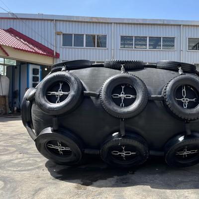 Qualità Fender pneumatico di gomma personalizzato di conformità ISO17357 diametro da 0,3 a 4,8 M fabbrica