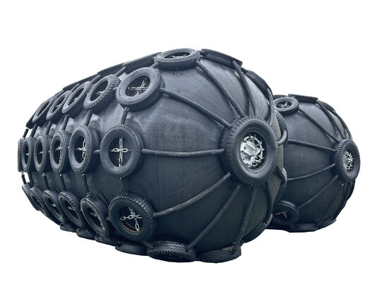 Qualità Rubber naturale Pneumatico Rubber Fender Anti collisione Tipo Righe di protezione a rulli Garantire la protezione da impatti marini e 2 Periodo fabbrica