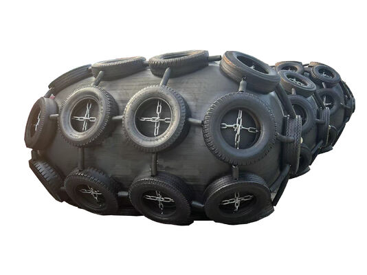 Qualità Rubber naturale Pneumatico Rubber Fender Anti collisione Tipo Righe di protezione a rulli Garantire la protezione da impatti marini e 2 Periodo fabbrica