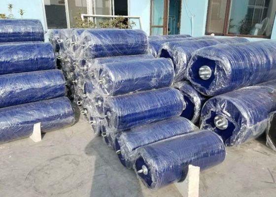 Qualità High Density Foam Core Foam Filled Fender with High Energy Absorption Capacity and Positive Buoyancy for Marine Protection fabbrica