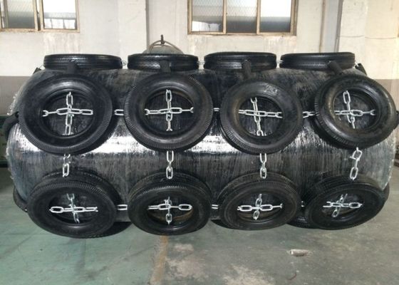 Qualità Hot Dip Galvanized Foam Filled Fender with 10 Years Using Life and High Energy Absorption for Marine Safety fabbrica