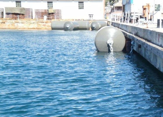 Qualità Marine Fender with High Energy Absorption Capacity UV Resistant And Corrosion Resistant Foam Filled Fender with 24 Months Warranty fabbrica