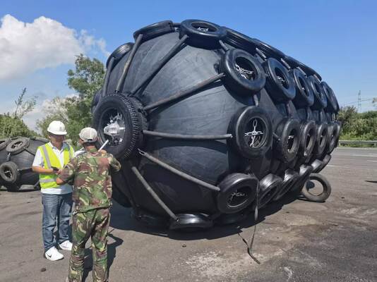 Qualità Miodesopsie uniche marine materiali della boa di attracco del PE di EVA con buona resistenza della corrosione fabbrica