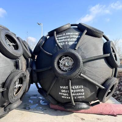 Qualità 4.8x12m 50kpa / 80kpa Pneumatic Fenders For Ships fabbrica