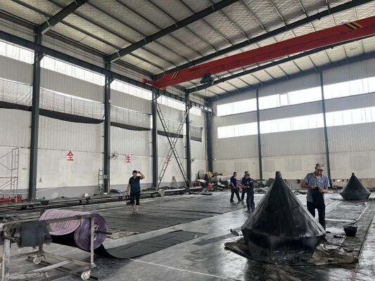 Qualità Marine Rubber Airbag with Rapid Inflation Manifold for Simultaneous Multi Unit Operation in 0.8-3 M Diameter fabbrica