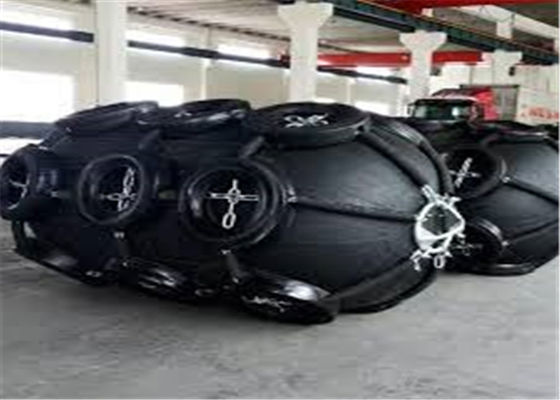 Qualità cuscino ammortizzatore di gomma della barca di protezione della nave di 3.3m 50kPa 80kPa fabbrica