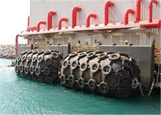 Qualità Cuscino ammortizzatore di gomma pneumatico a catena di 1700X3000MM Tiro 80Kpa fabbrica