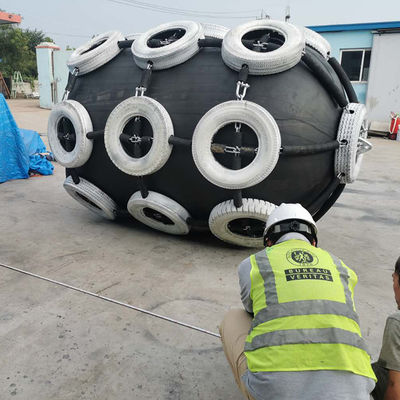 Qualità STS che fa galleggiare la nave di gomma pneumatica del cuscino ammortizzatore - - operazione di trasferimento della nave fabbrica