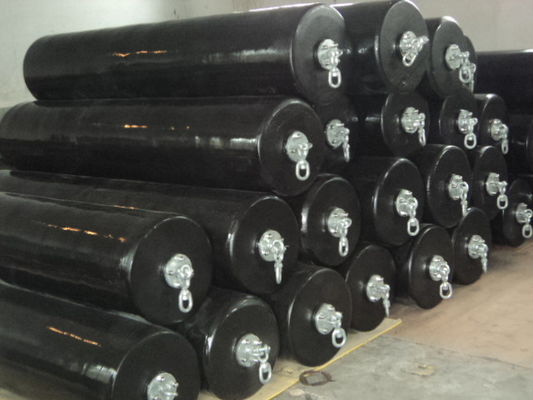 Qualità High Energy Absorption Capacity Foam Filled Fender with Hot Dip Galvanized Flange and 10 Years Using Life for Marine and Dock Protection fabbrica