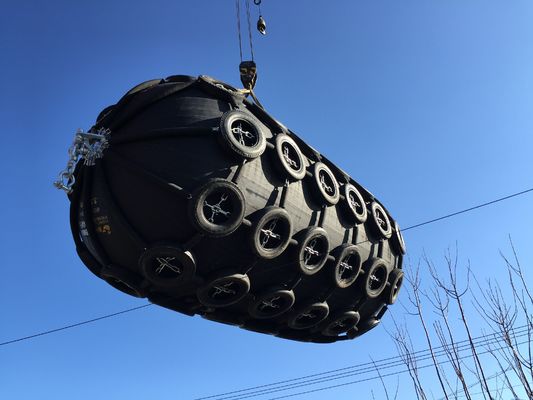 Qualità 50kpa 80kpa Marine Fenders With Chain Type pneumatica Marine Black fabbrica