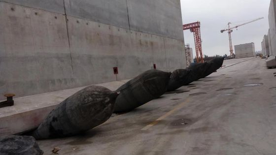 Qualità Nave e Marine Airbag di sollevamento di lancio di bacino di Marine Heavy Lifting Airbags Dry fabbrica