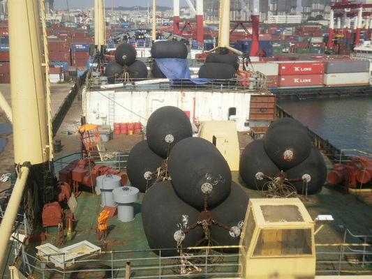 Qualità protezione di gomma pneumatica di Marine Rubber Fender For Dock del cuscino ammortizzatore di 1.5*2.5m fabbrica