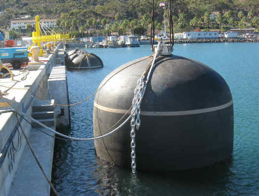 Qualità Sottomarino subacqueo nero idro Marine Rubber Fenders pneumatica 50Kpa fabbrica