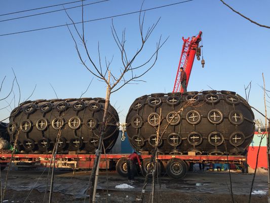 Qualità Cuscini ammortizzatori di gomma pneumatici di Mat With Rope Net Pneumatic del cuscino ammortizzatore di gomma della barca fabbrica
