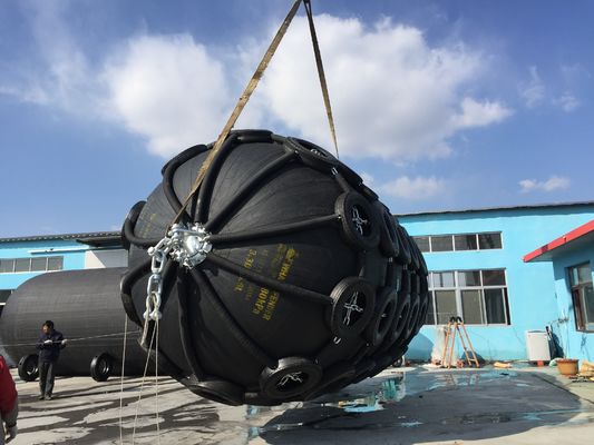 Qualità Paraurti d'angolo costolati di Yokohama Marine Rubber Fender Marine Dock fabbrica