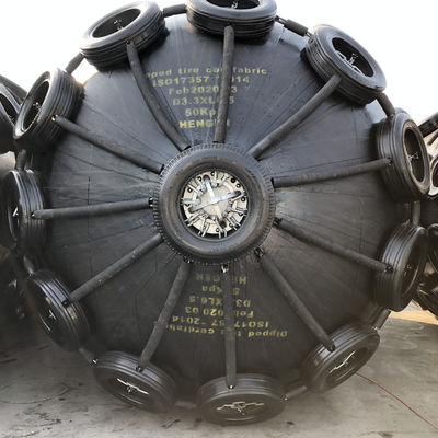 Qualità Rete pneumatica di galleggiamento gonfiabile di Yokohama Marine Rubber Fender With Chain fabbrica