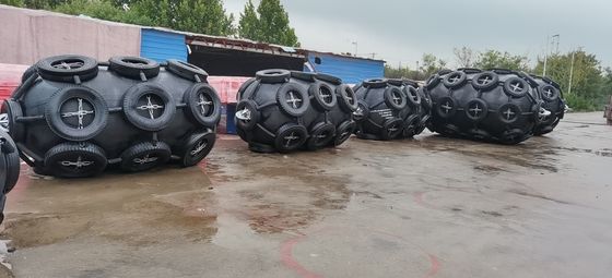 Qualità Tipo barca di gomma pneumatica Marine Rubber Fender di Yokohama del cuscino ammortizzatore fabbrica