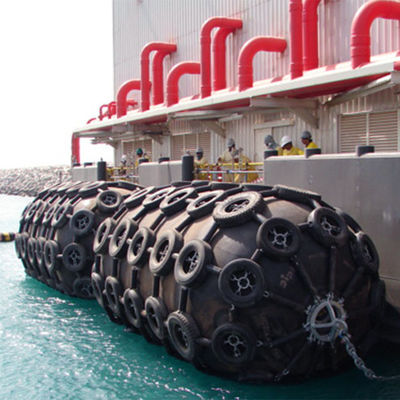 Qualità Uso pneumatico di ISO17357 50KPA/80KPA Marine Rubber Fender Durable In fabbrica