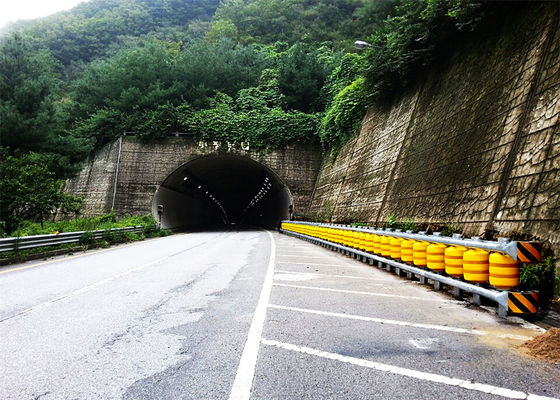 Qualità Strada principale che gira barriera antiurto per le sezioni di strada pericolose fabbrica
